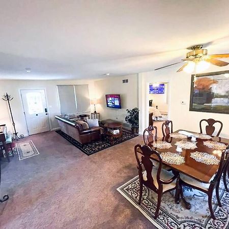 Entire Private 2 Bedrooms House, Nice Neighborhood Arnold エクステリア 写真