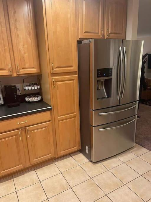 Entire Private 2 Bedrooms House, Nice Neighborhood Arnold エクステリア 写真