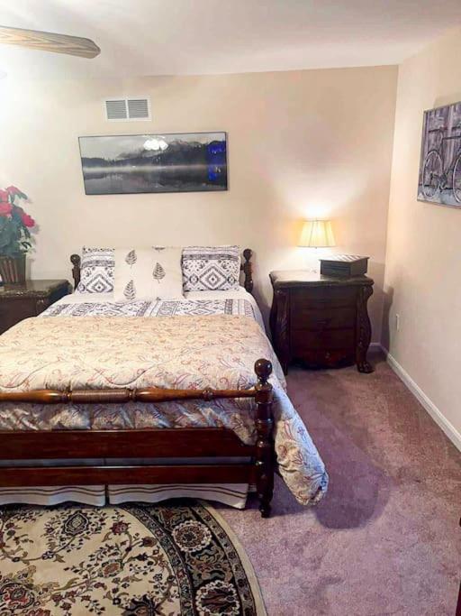 Entire Private 2 Bedrooms House, Nice Neighborhood Arnold エクステリア 写真