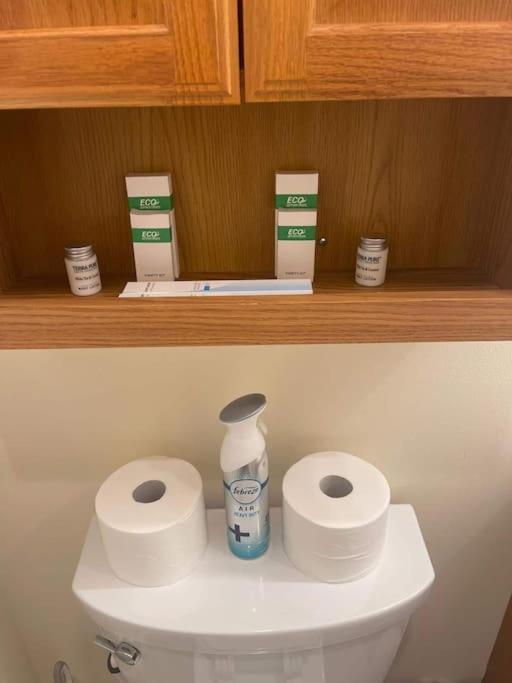 Entire Private 2 Bedrooms House, Nice Neighborhood Arnold エクステリア 写真